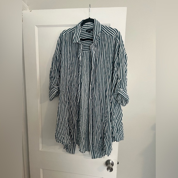 Torrid Cover Up - Picture 2 of 5